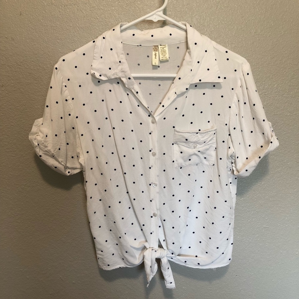 3/$20 Tie-front button down top